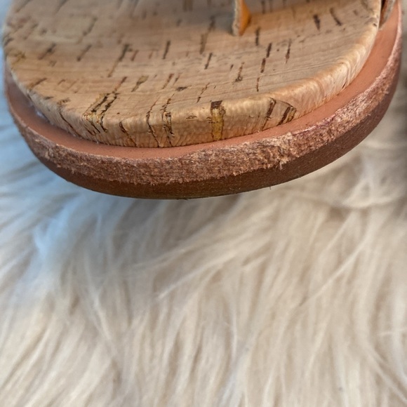 Kork-Ease Belinda Leather Metallic Gold Sandals, Size 11M - Picture 17 of 17